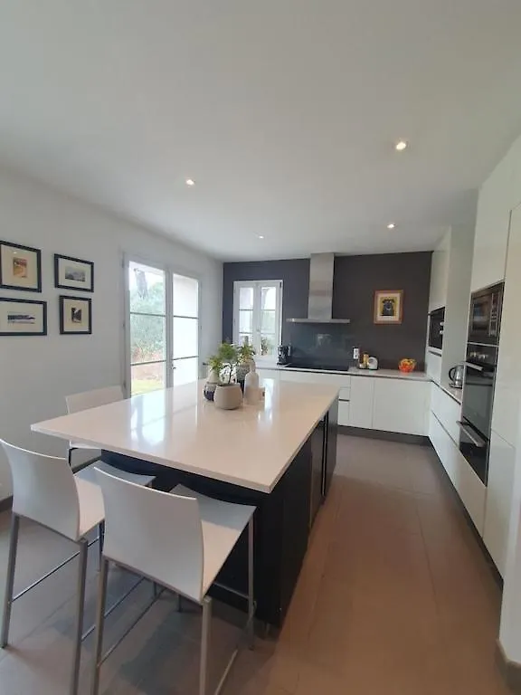 Lou Pantai, House, 5 Bedrooms 8 Persons, Pool, Large Garden, 4Km From Aix En Provence Aix-en-Provence 0*,
