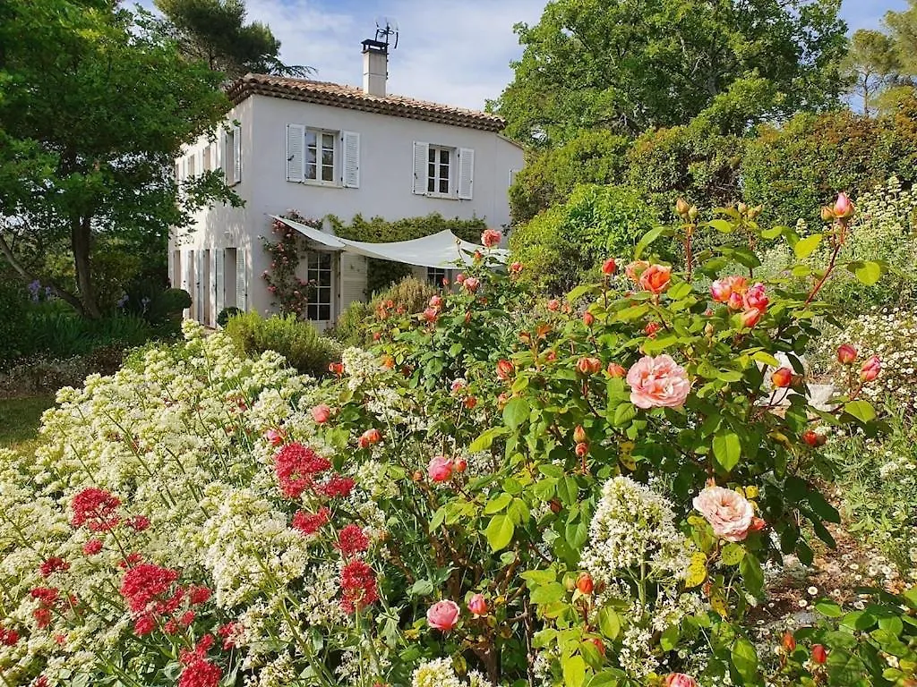 Holiday home Lou Pantai, House, 5 Bedrooms 8 Persons, Pool, Large Garden, 4Km From Aix En Provence Aix-en-Provence