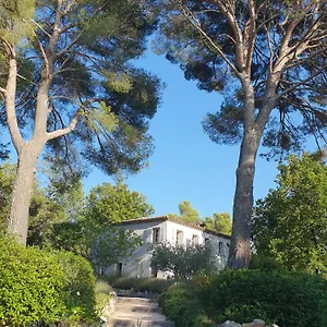 Lou Pantai, Bed And Breakfast, Delux Bedroom Aix-en-Provence